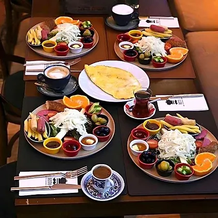 Historical Preferred Oldcity Otel