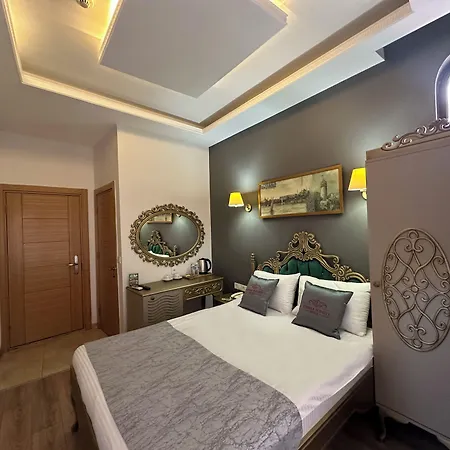 Historical Preferred Oldcity Hotel 3*